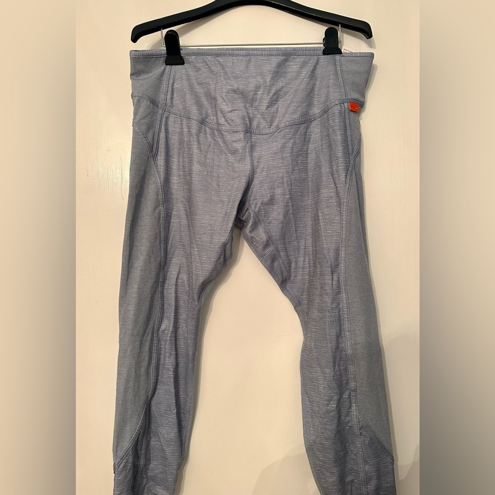 NWT Nike dri-fit tight style leggings